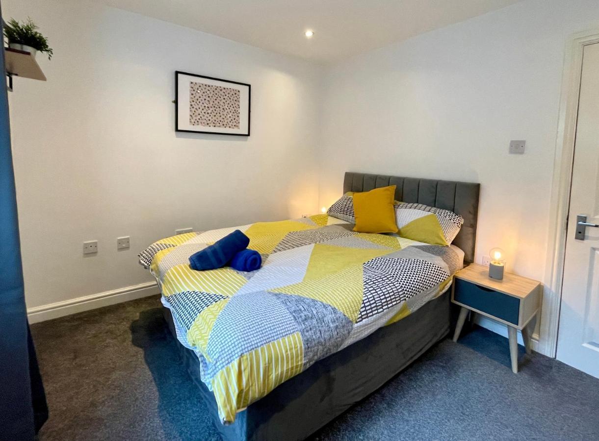 6 Person Apartment In City Centre Cardiff Esterno foto