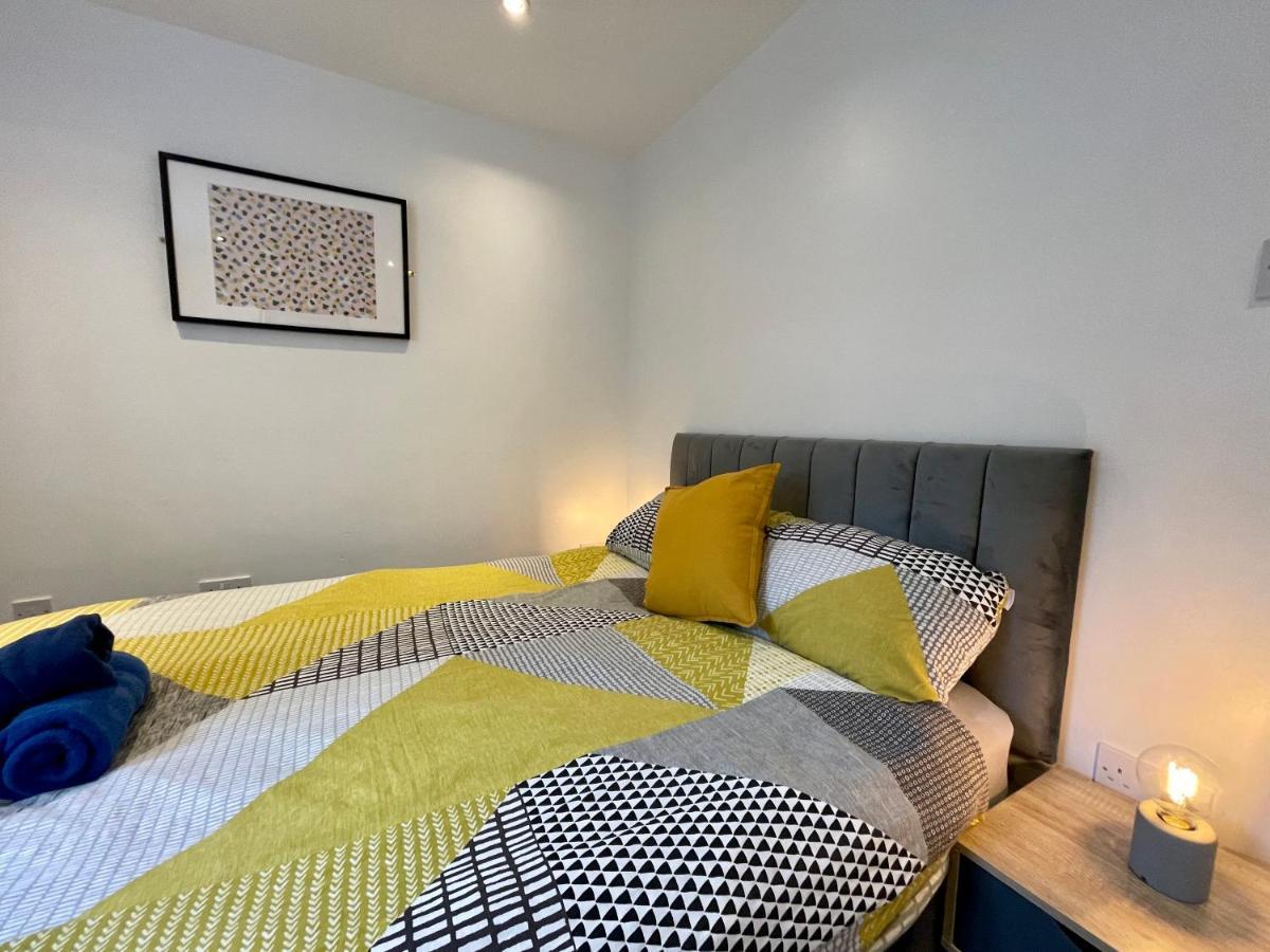 6 Person Apartment In City Centre Cardiff Esterno foto